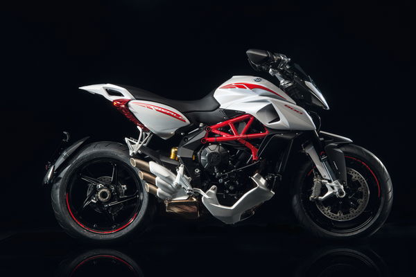 Ducati introduces not one, but two new Scramblers for 2016