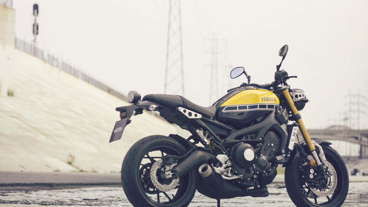 Yamaha introduces the XSR900