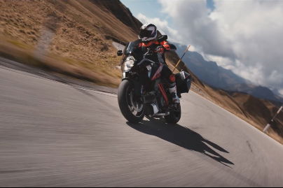 Video: Aprilia RSV4 R-FW Misano walk-around