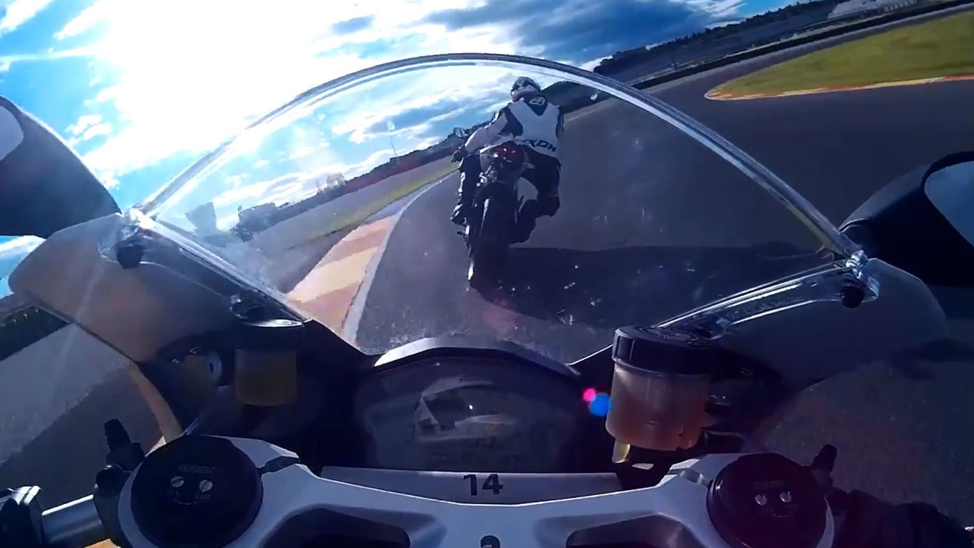 Ducati 959 Panigale launch - onboard track session