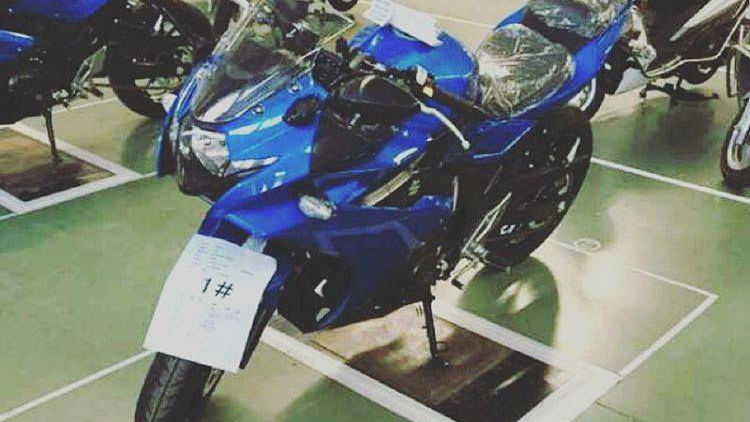 Suzuki Gixxer 250 spied