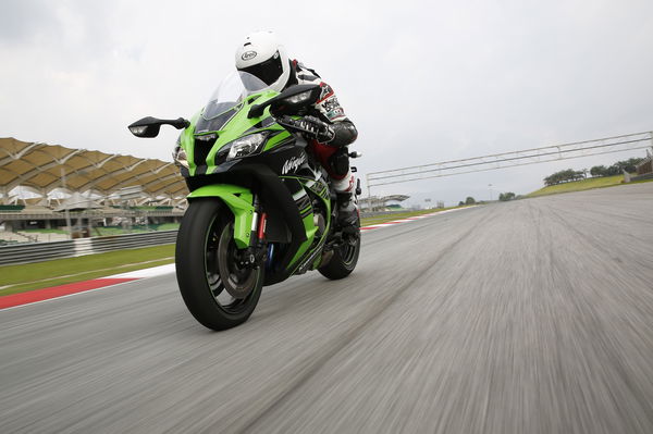 2016 Kawasaki ZX-10R review