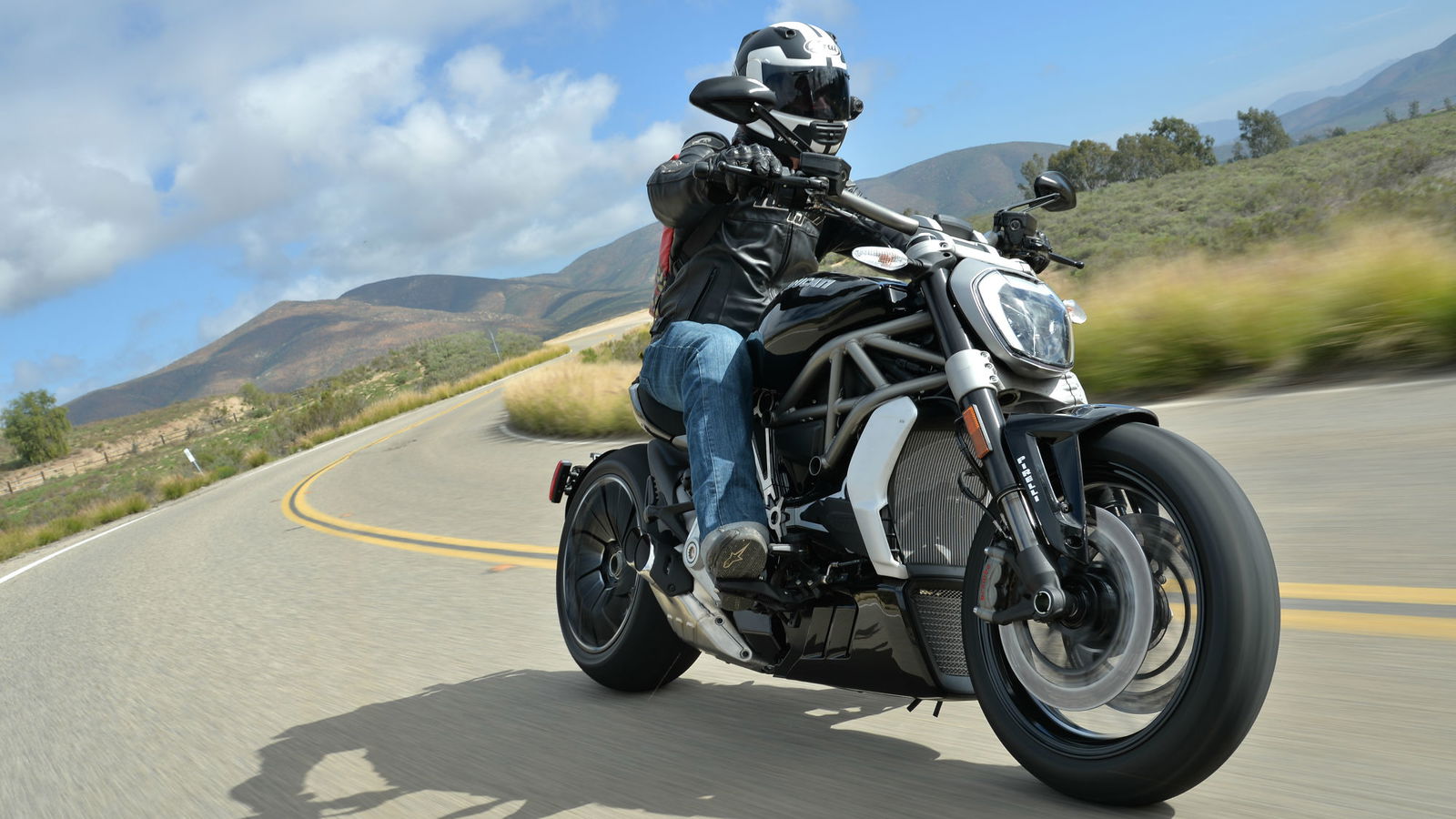 XDiavel S review