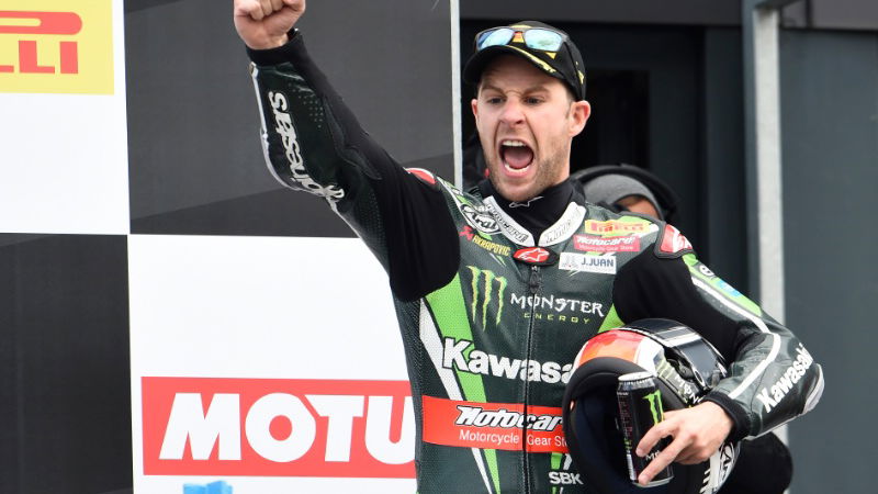 Jonathan Rea signs new two-year deal with Kawasaki