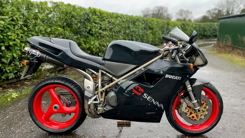 Ducati 916 Senna III. - Iconic Auctioneers