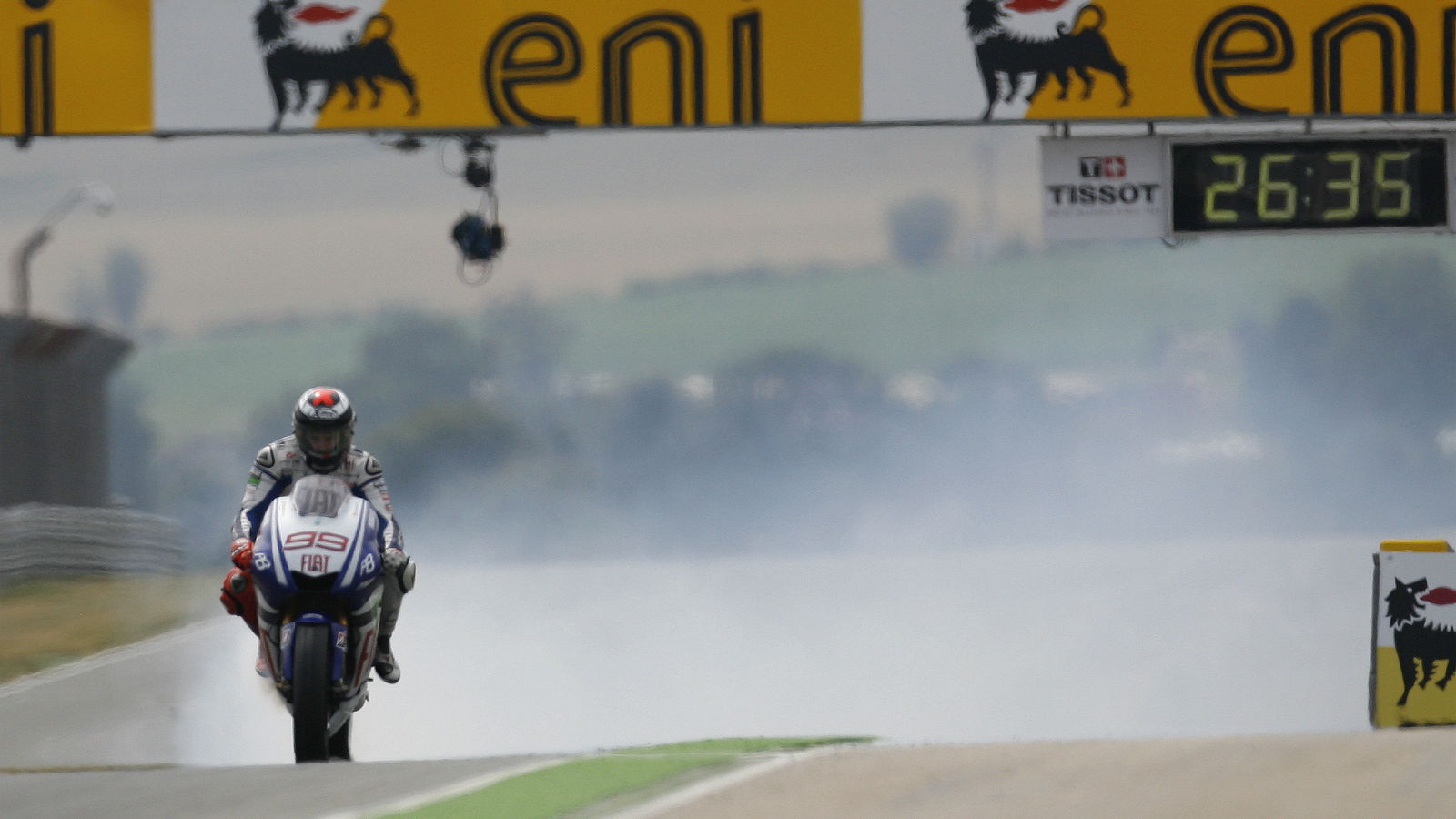 Lorenzo first victim of long-life engine rule