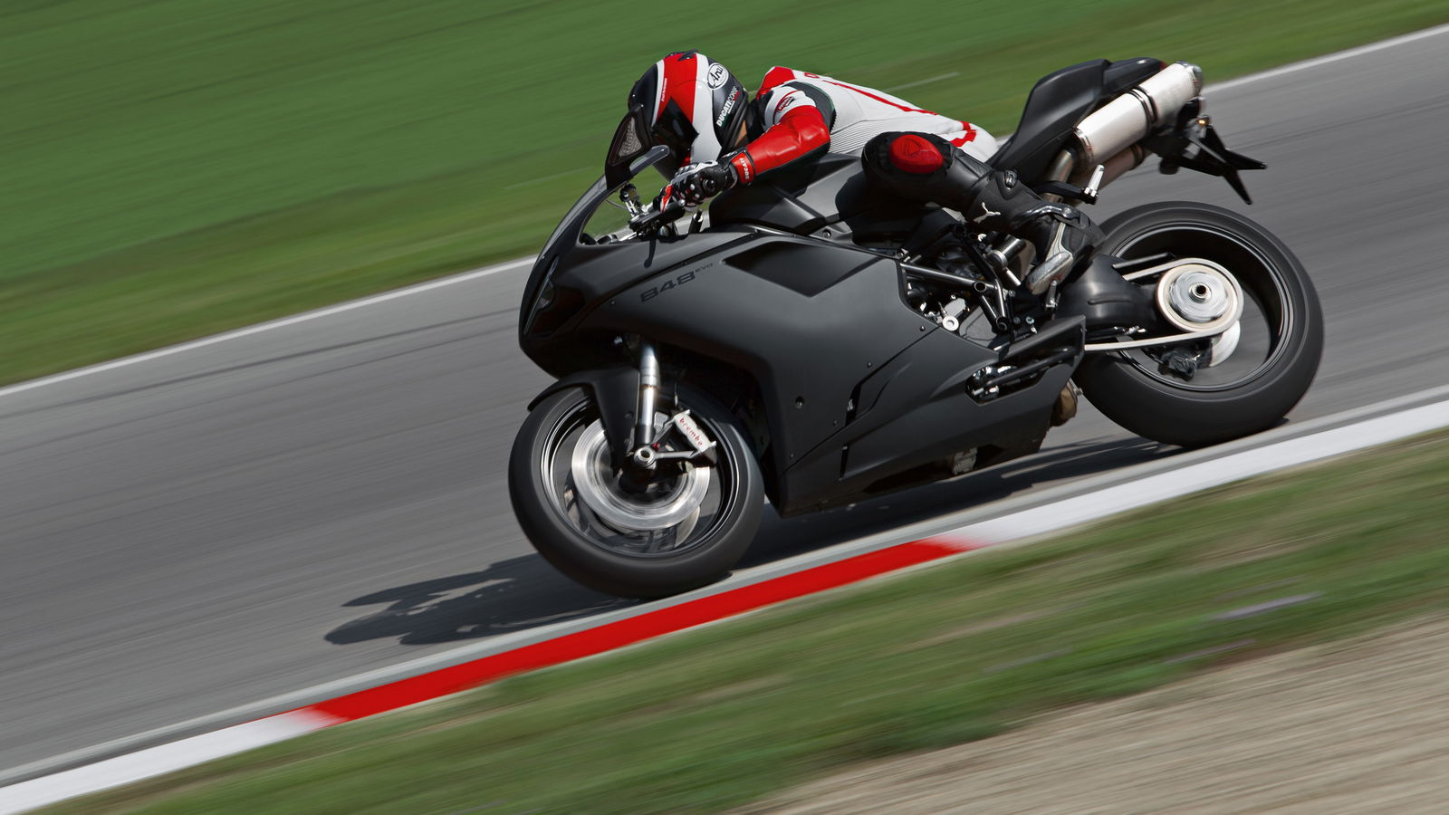 Ducati launch 848 EVO, with claimed 140bhp