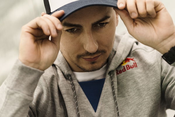 Lorenzo undergoes hospital checks for hand injury