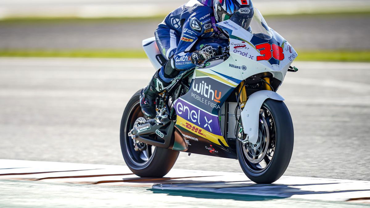 'Excited' Smith expecting 'very close' MotoE debut