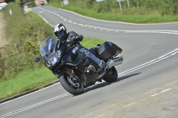 BMW K1600 B video review