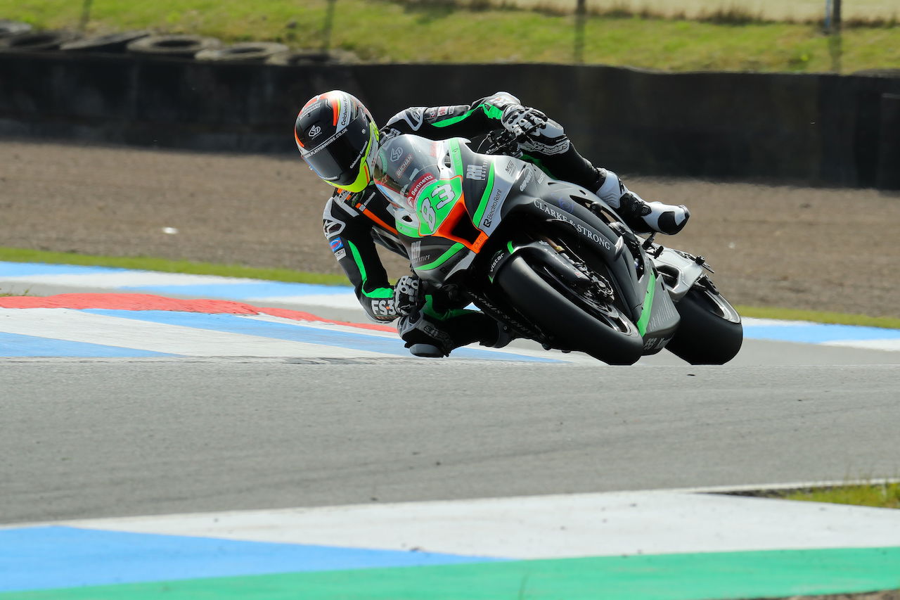 Iddon fractures fibula day after Tyco team-mate Farmer injury