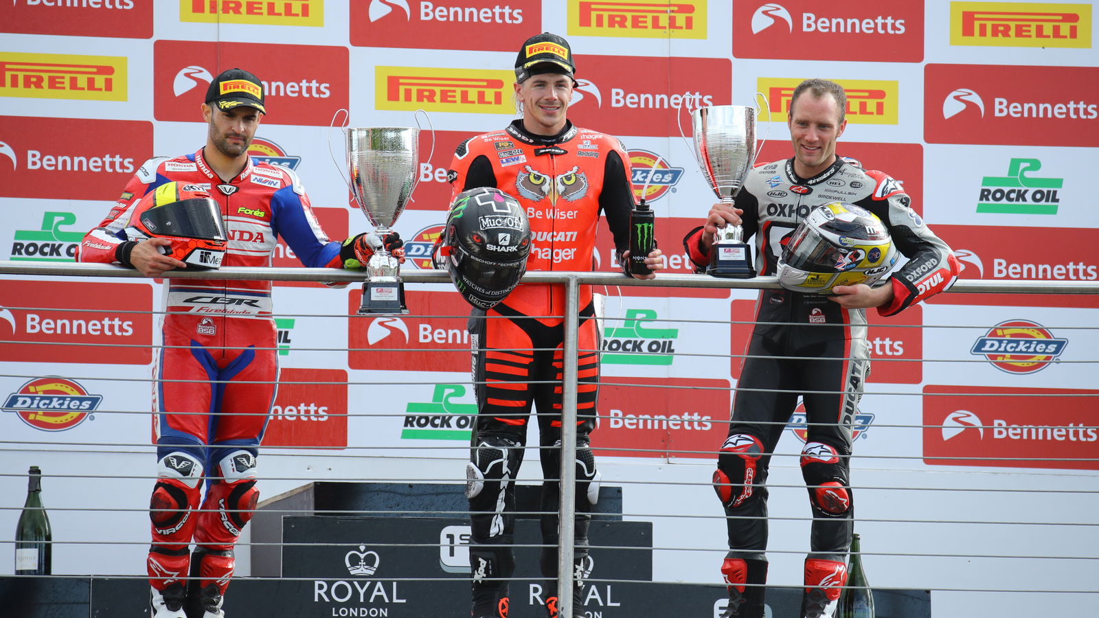 Redding scores Donington hat-trick to move into BSB lead
