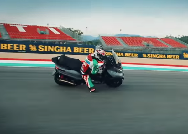 Redding and Espargaro put new Piaggio MP3 through its paces at Mugello