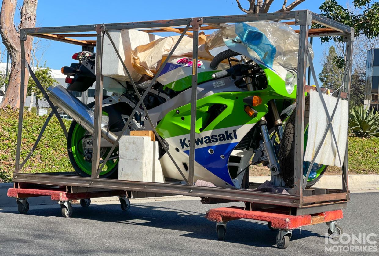 Crate-fresh Kawasaki Ninja ZX-7R K2 is up for auction | Visordown