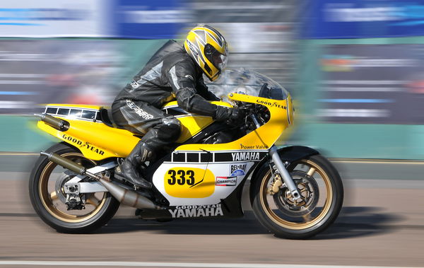 Yamaha RD500 LC at Brighton