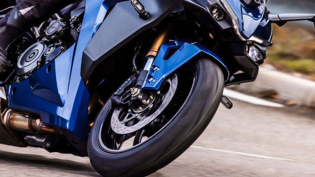 Suzuki GSX-S1000GT front tyre. - Suzuki