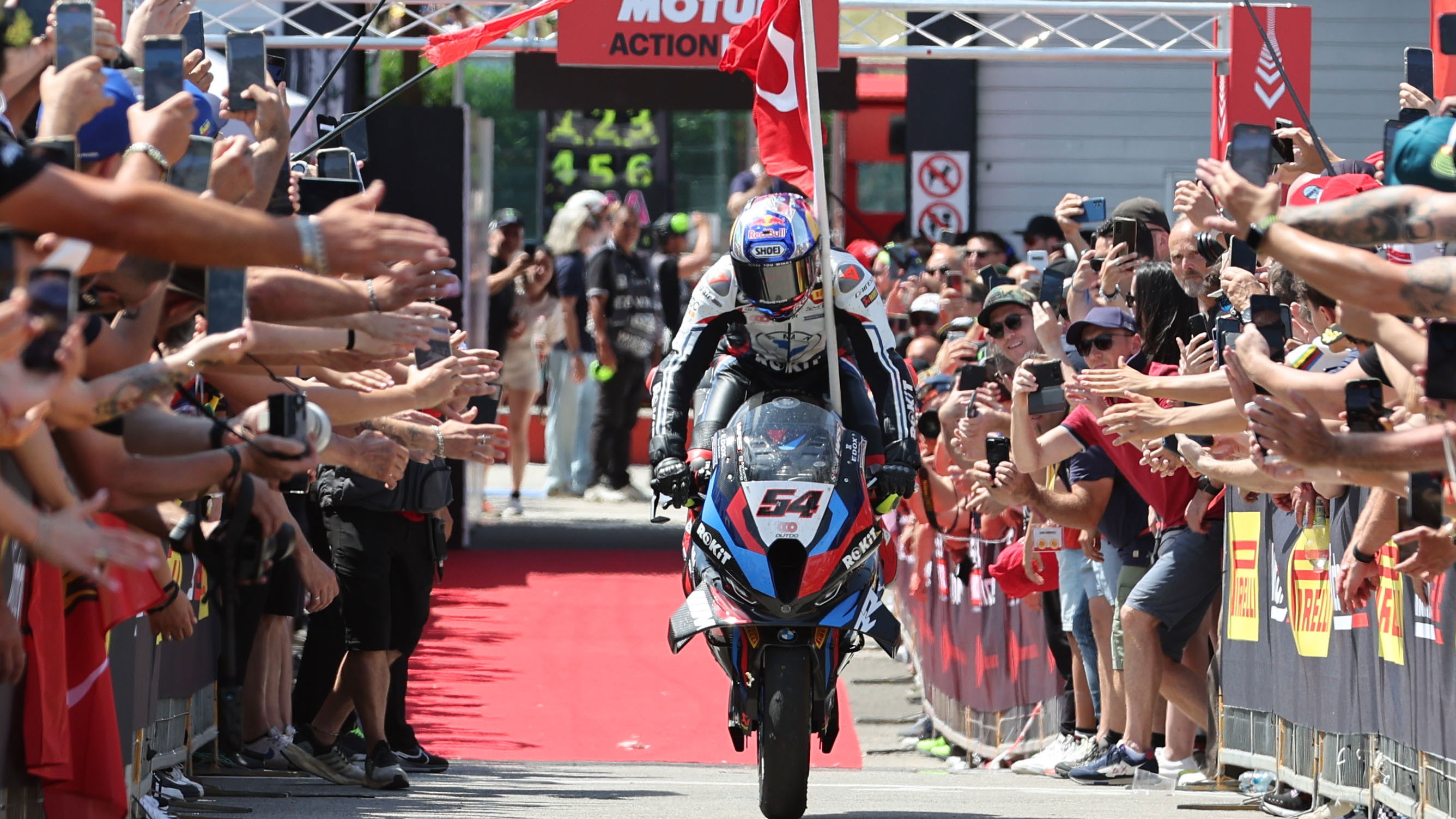 Toprak Razgatlioglu, 2024 Emilia-Romagna WorldSBK. - Gold and Goose