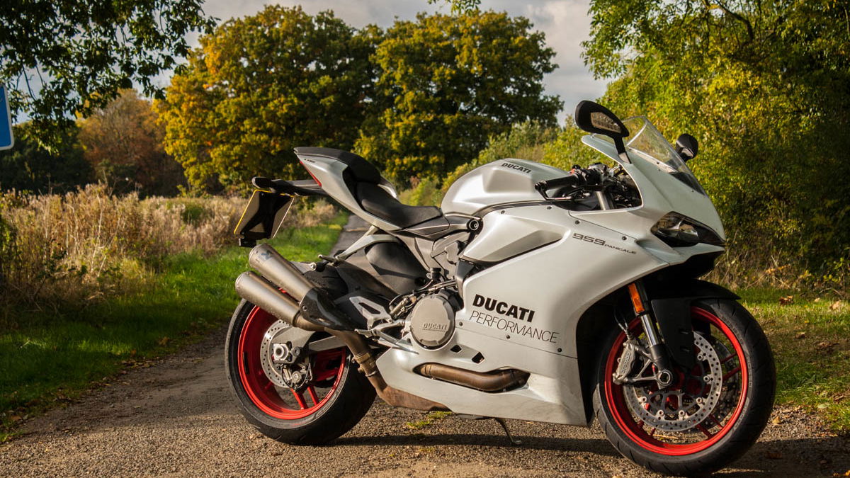 959 Panigale review