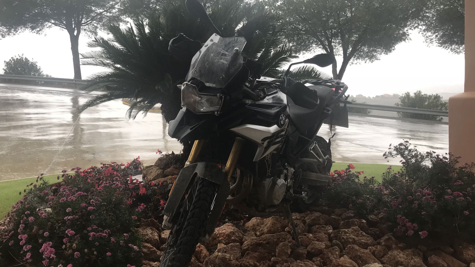 Snow problems! 2018 BMW GS launch still on