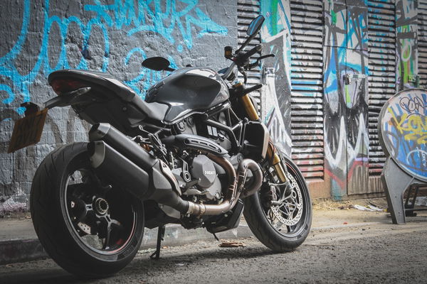 Ducati Monster 1200 S