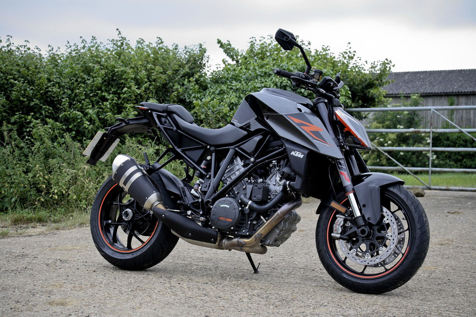 Ducati Monster 1200 S vs KTM 1290 Super Duke R review Visordown