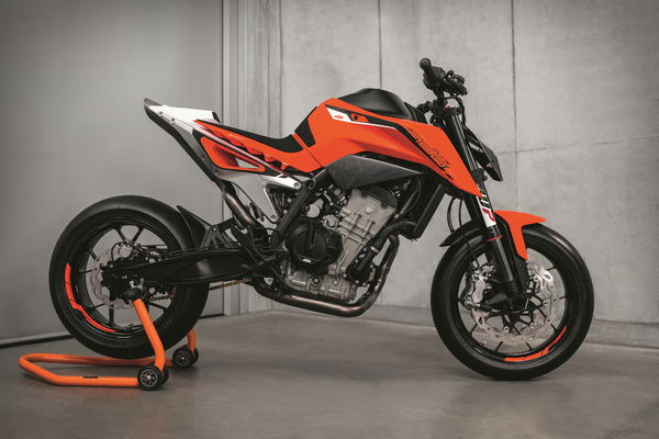 Up close with the KTM 790 Duke