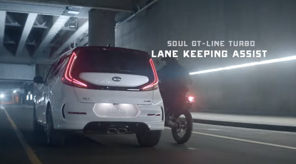 Kia Soul Stupid Advert.png