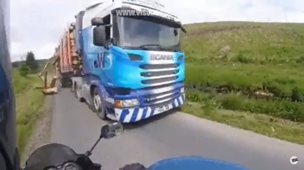 Monday Motorbike Mayhem: lorry nearly drops logs on motorcyclist 