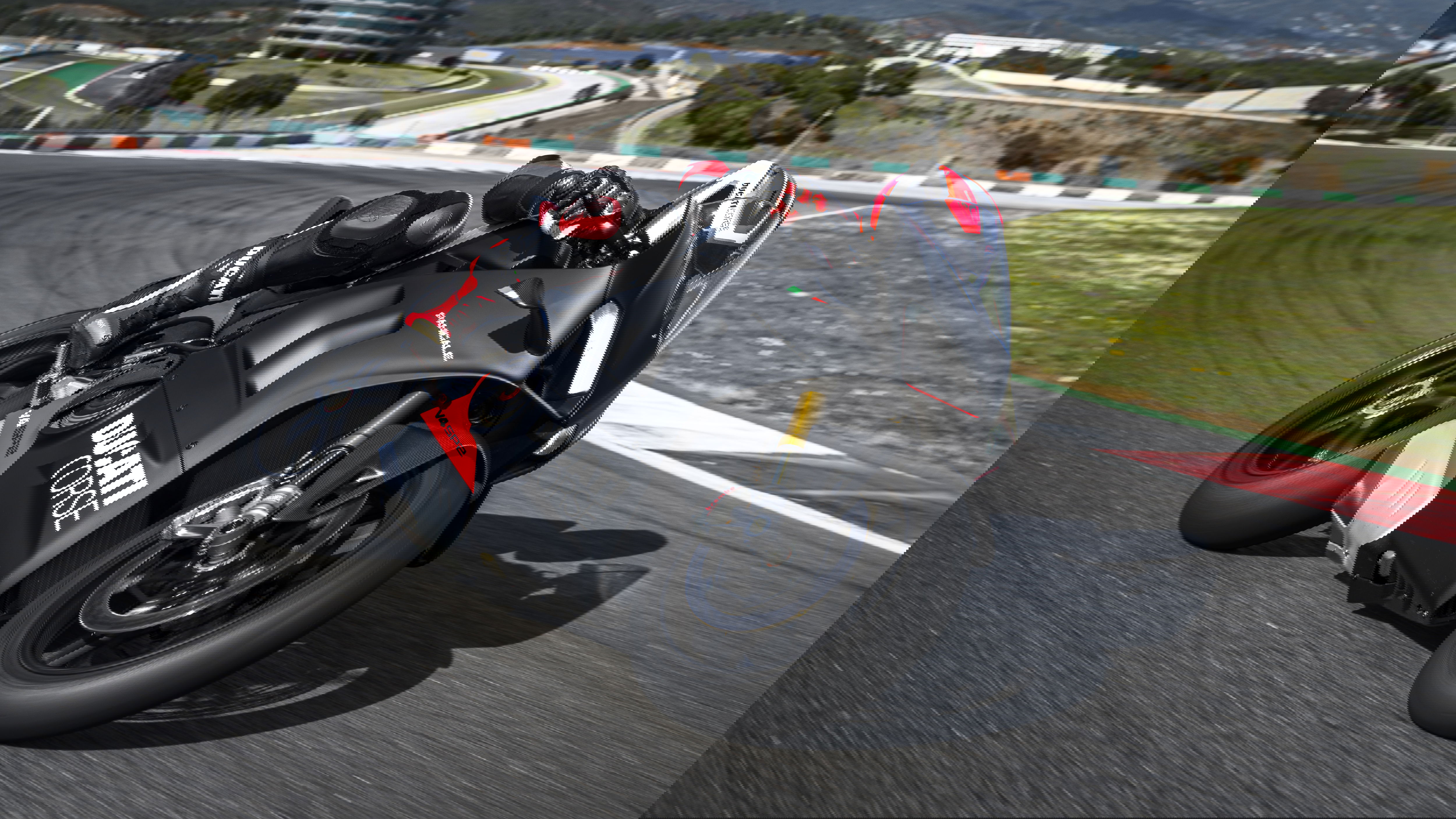 MY22_Ducati_Panigale_V4_SP2_100_UC370707_High.jpg