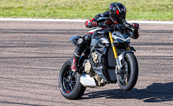 Ducati Streetfighter V4 S