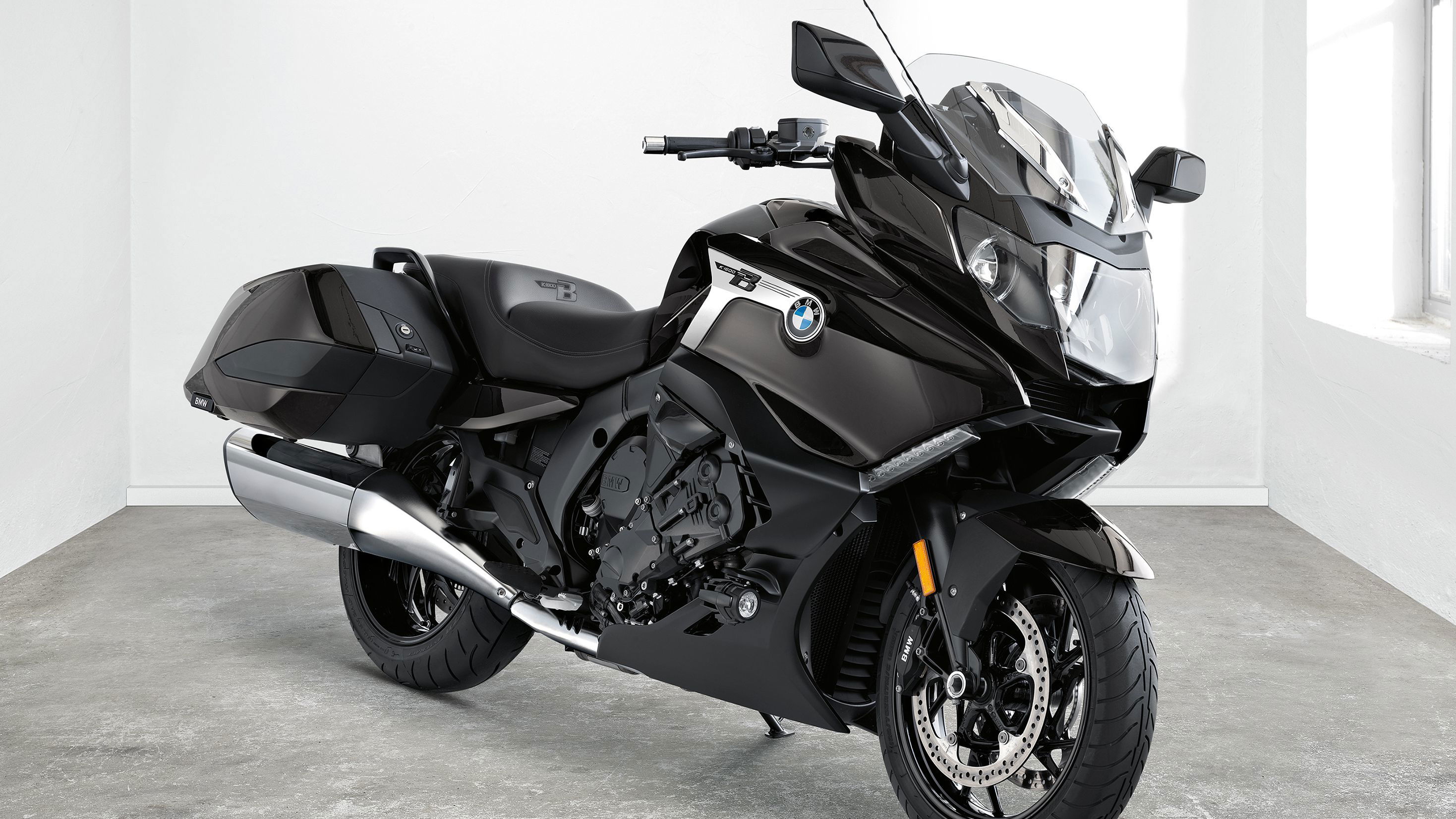 BMW K1600B