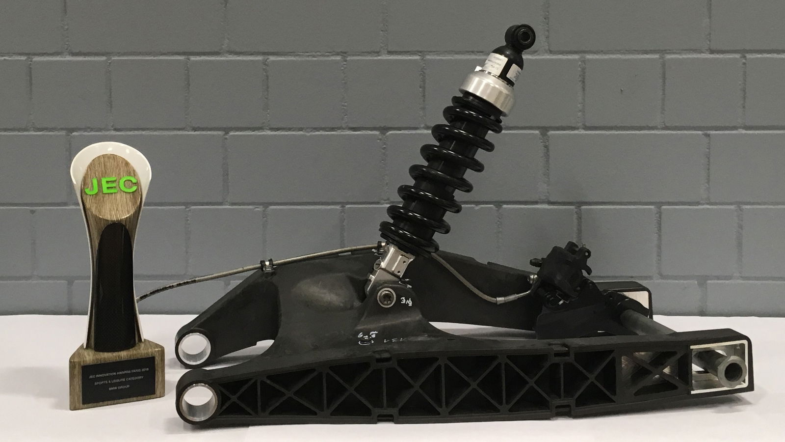 Carbon-fibre for the masses takes a step closer