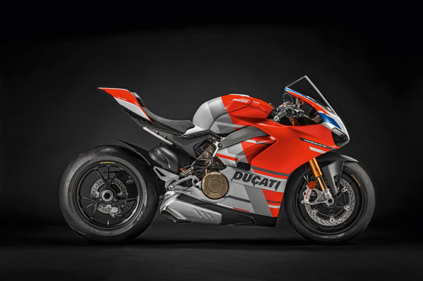 Ducati Panigale V4 S