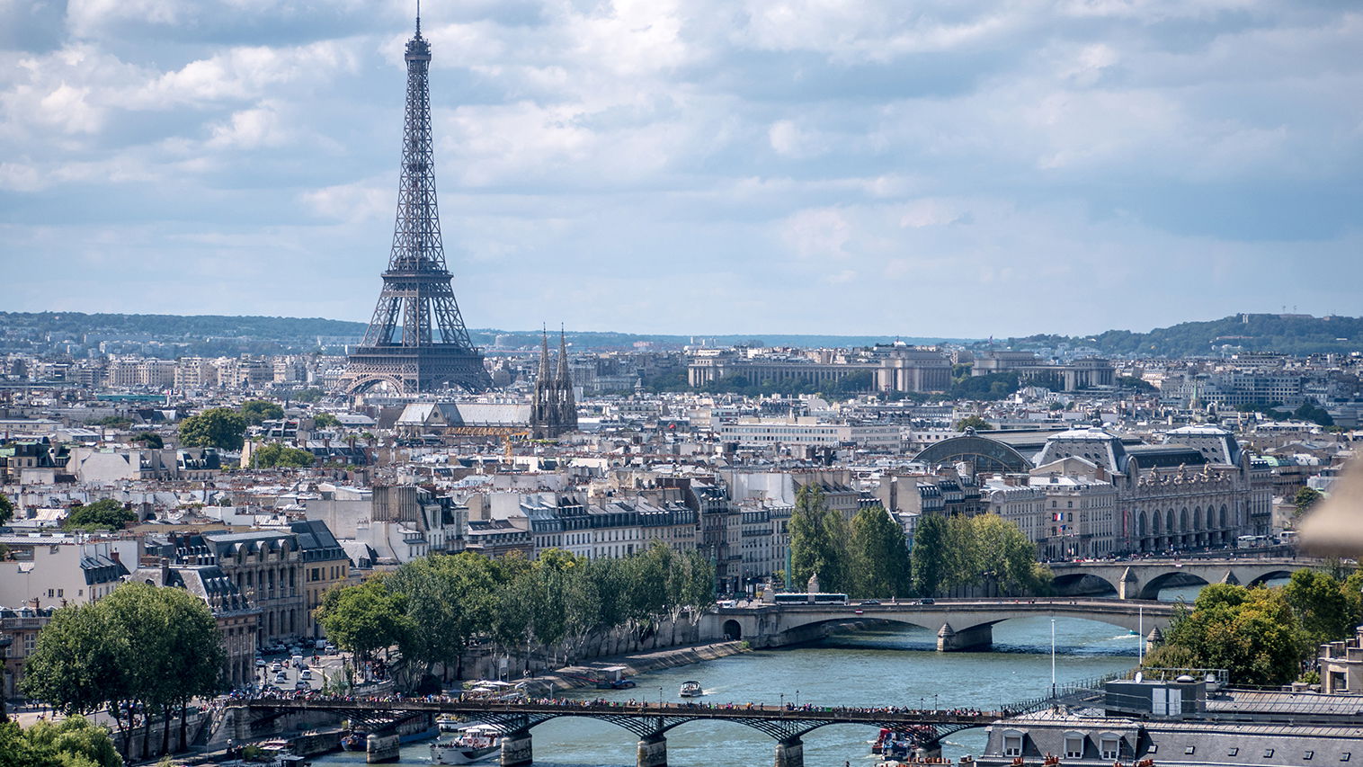 Paris city motorcycle restrictions