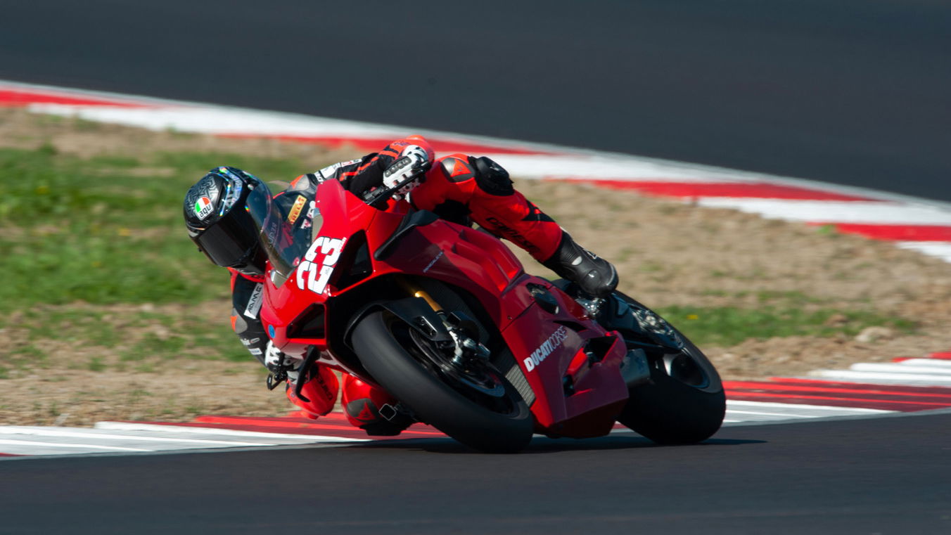 Luca Salvadori Ducati Panigale V4S