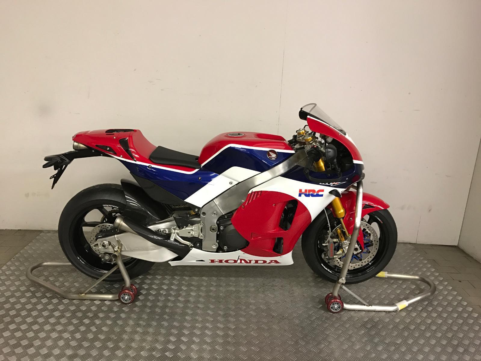 Win a new set of rubber with Yamaha