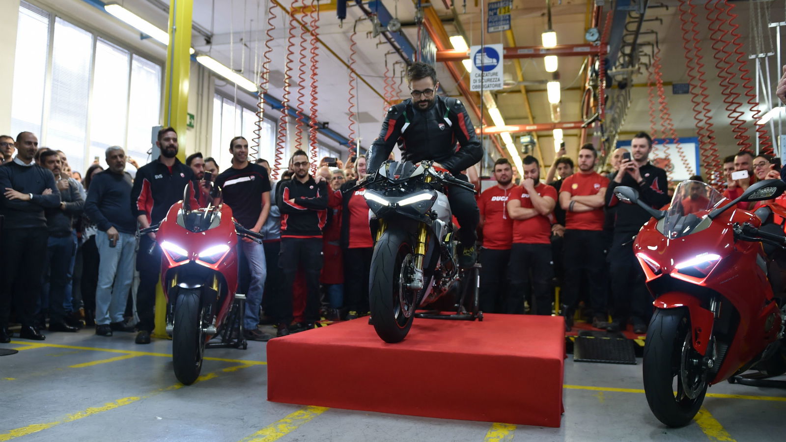 Ducati Panigale V4 production begins