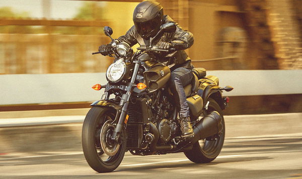 Yamaha VMAX [2022]