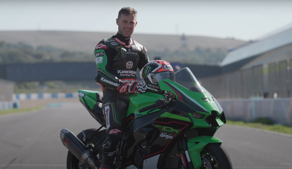 Jonathan Rea Kawasaki ZX10R Ninja 2021 Review