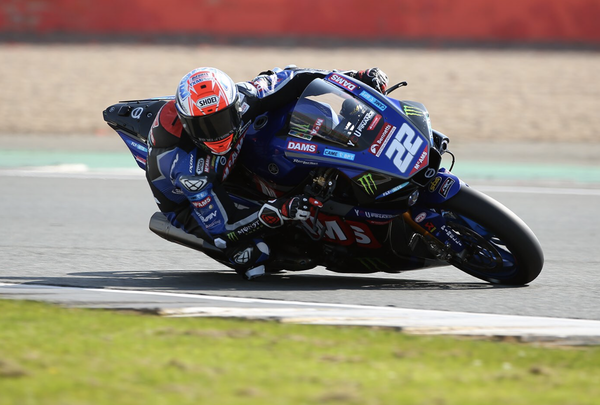 McAMS Yamaha to the fore as O’Halloran leads Mackenzie