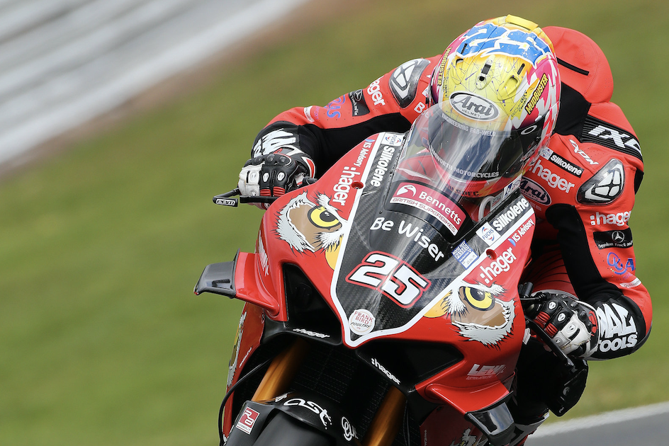 Dominant Brookes tops FP2 by 0.7secs