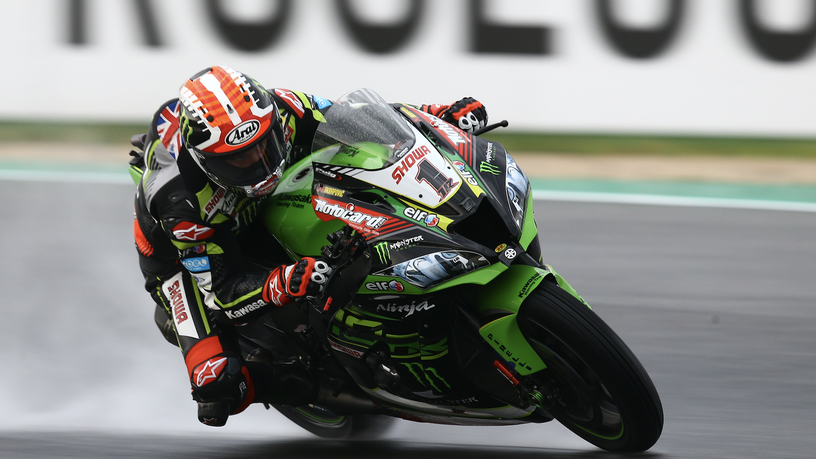 Rea grabs WorldSBK lead with Donington win as Bautista crashes again