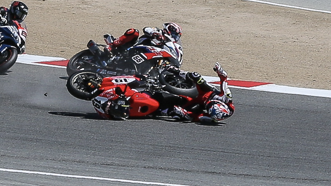 Injured Bautista ‘sorry’ for 0 score, points at Razgatlioglu for crash