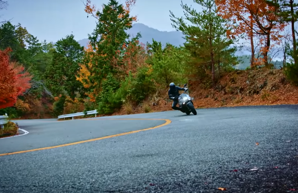 Former MotoGP rider takes Suzuki’s new Katana for a spin