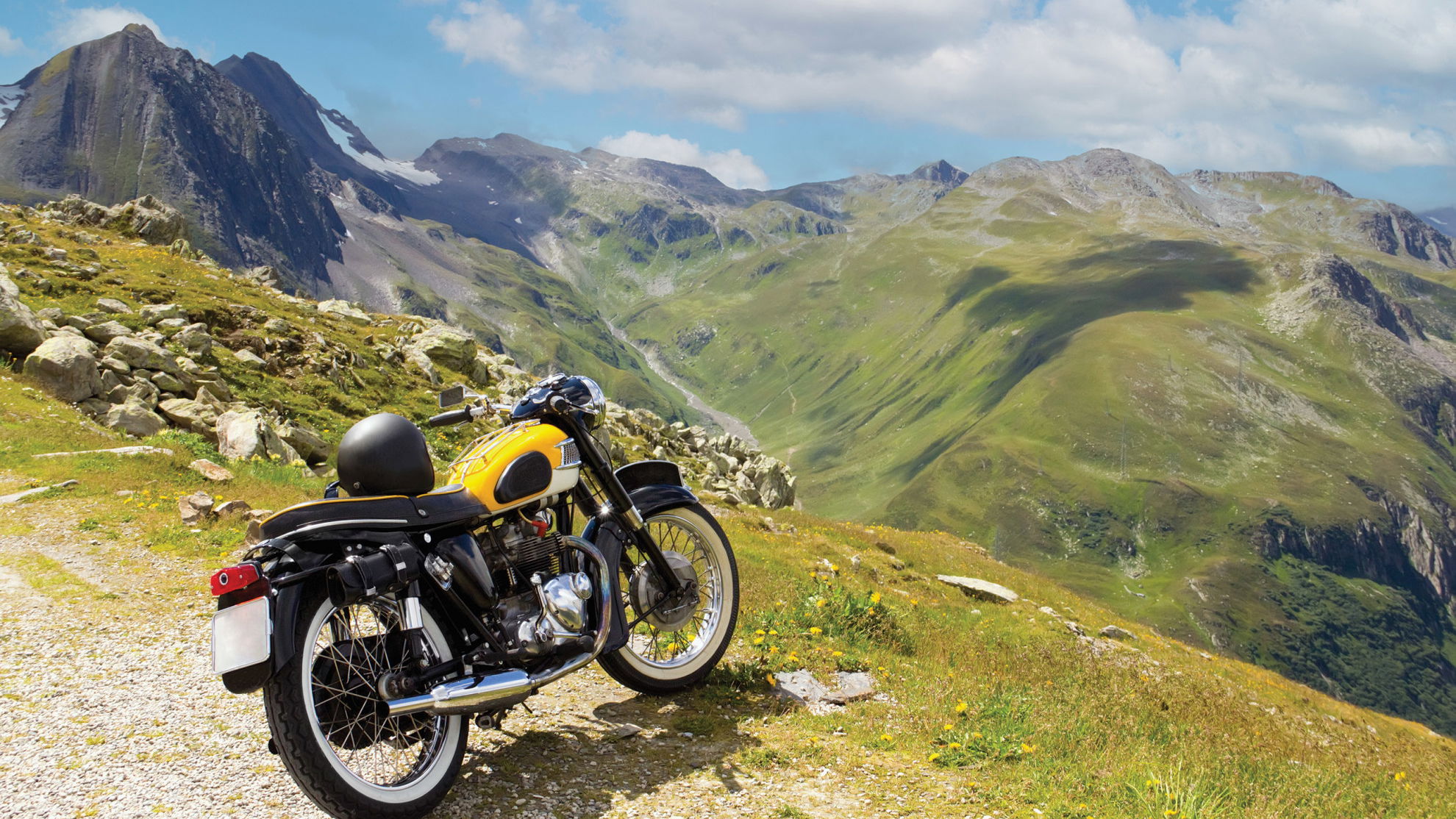 Touring-Brittany-by-motorcycles