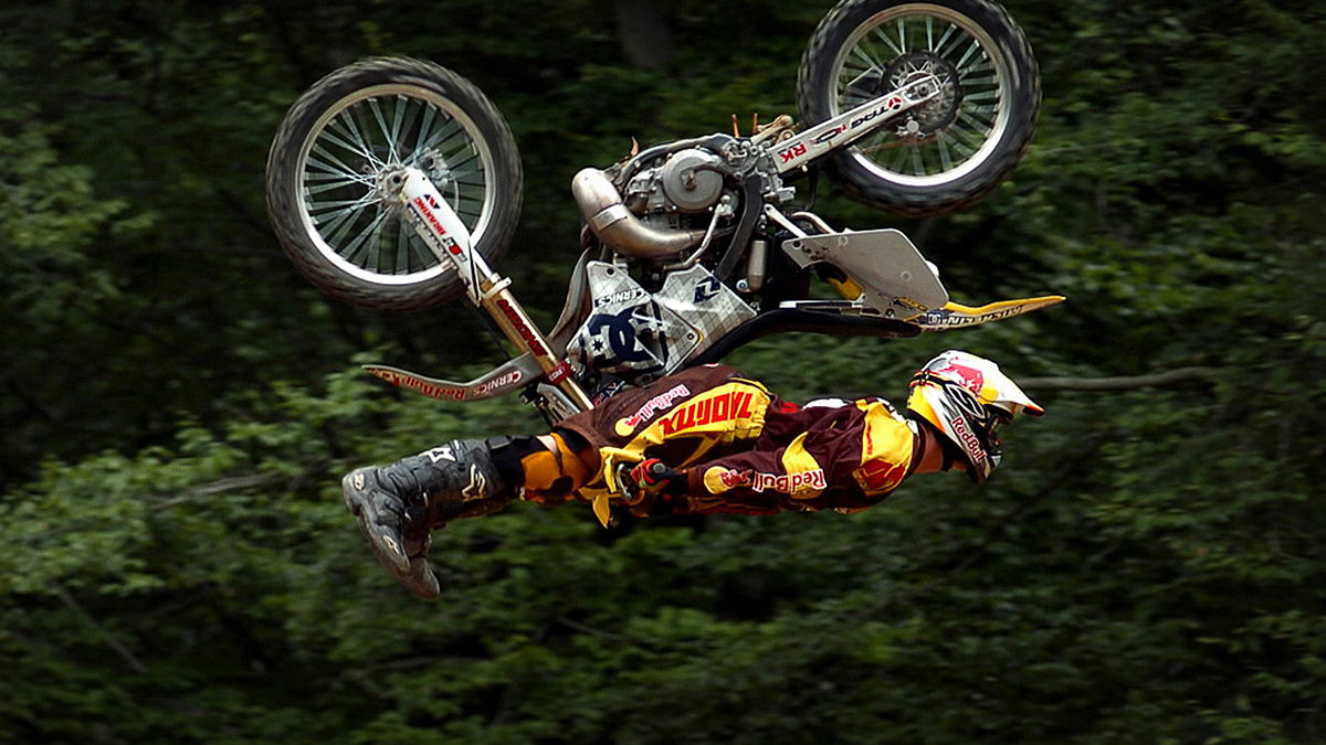 Top ten lunatic motorcycle stunt monkeys