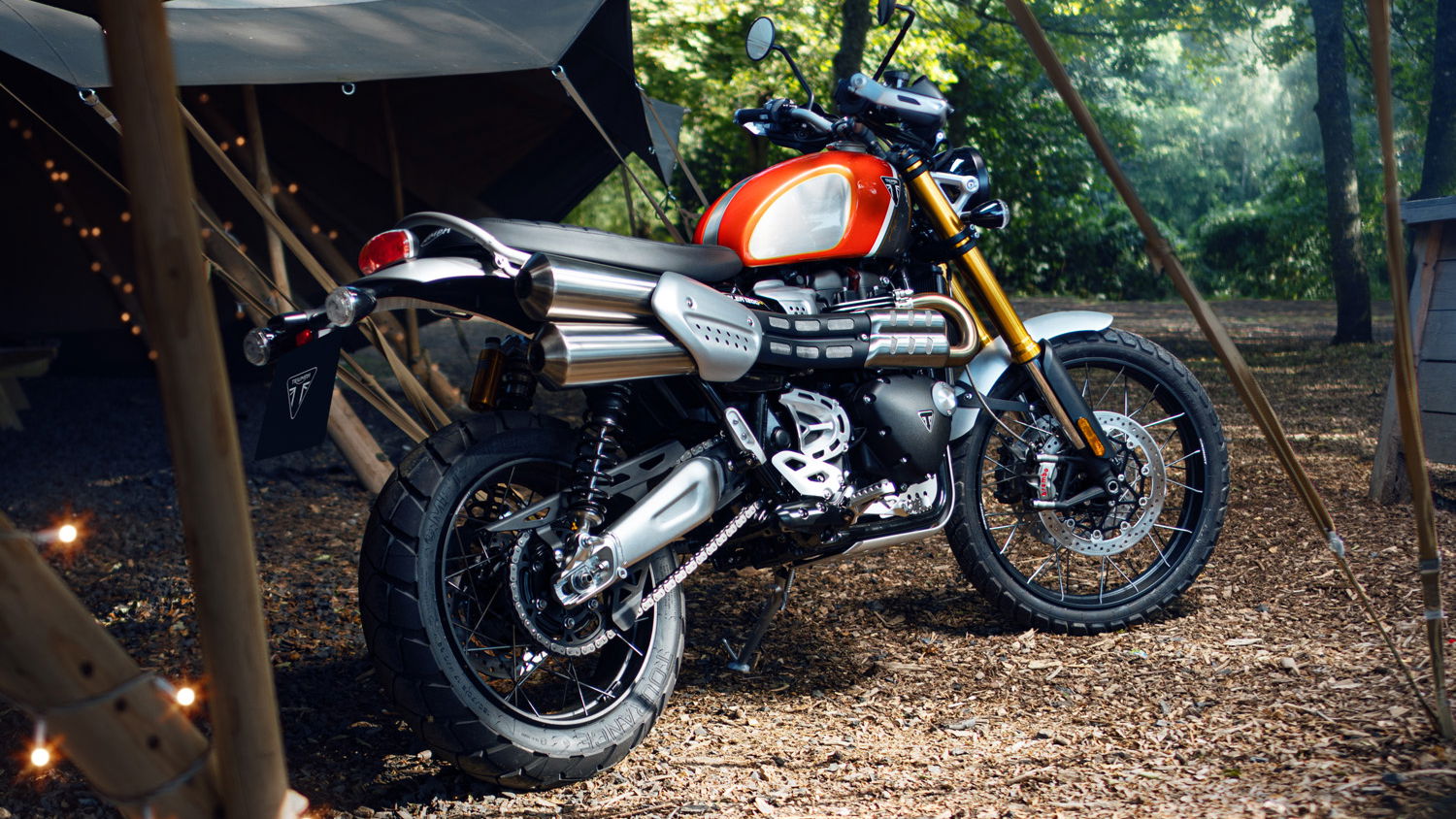 Triumph Bonneville Gold Line Scrambler 1200 XE