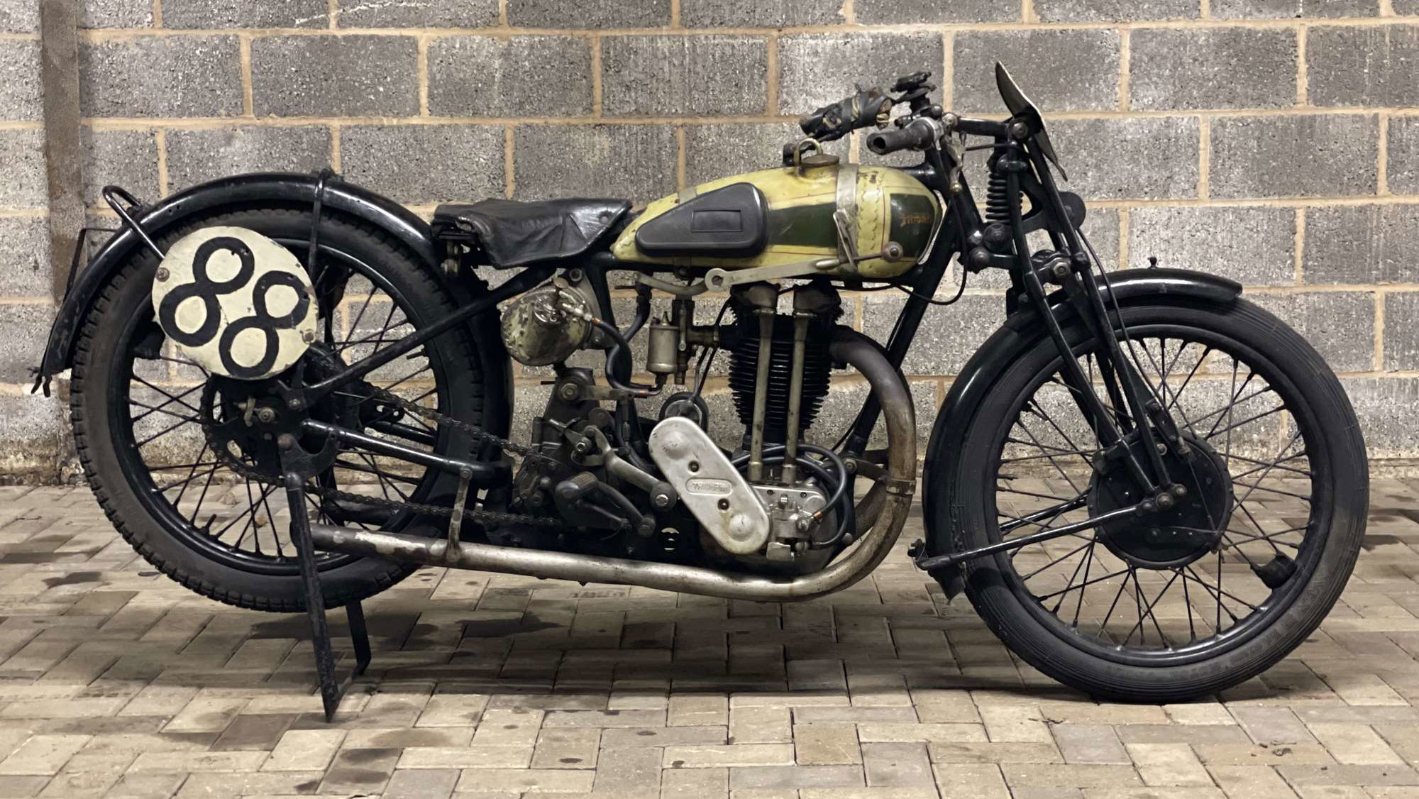 Triumph-Works-Isle-of-Man-TT-motorcycle