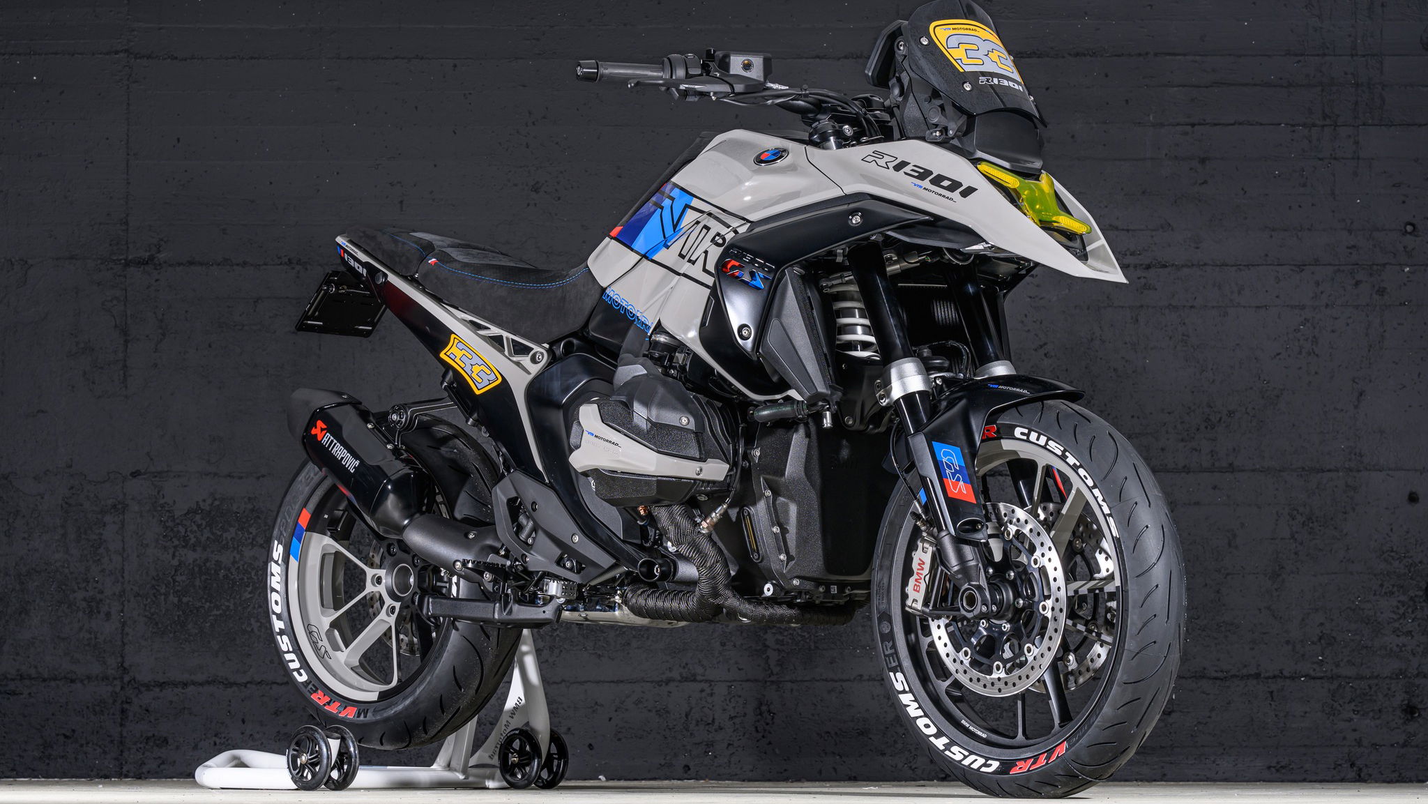 VTR-R1300-GS