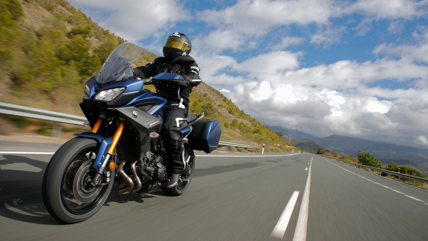 Yamaha Tracer 900
